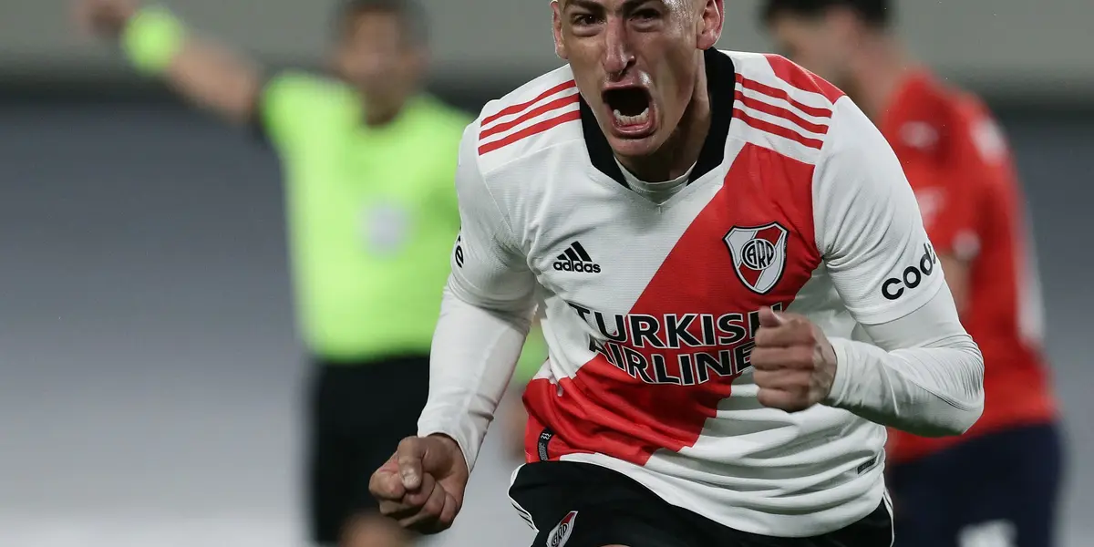 En una maniobra poco ortodoxa, el delantero estableció el 1-1 frente al Rojo.