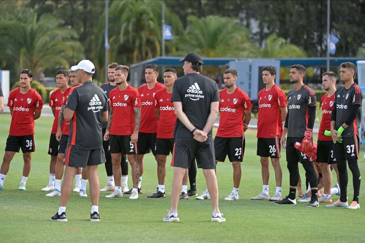 En una operación relámpago, uno de los preferidos de Martín Demichelis abandona el equipo de forma inesperada.