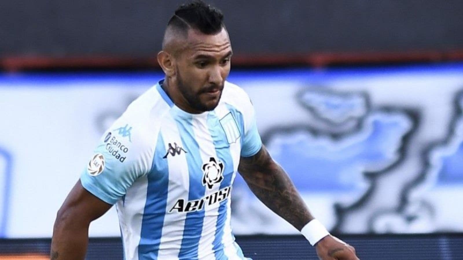 Enterate en dónde va a terminar jugando Walter Montoya una vez que termine el año. ¿Sigue en Racing Club?