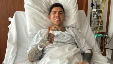 Enzo Fernández sonríe tras su cirugía