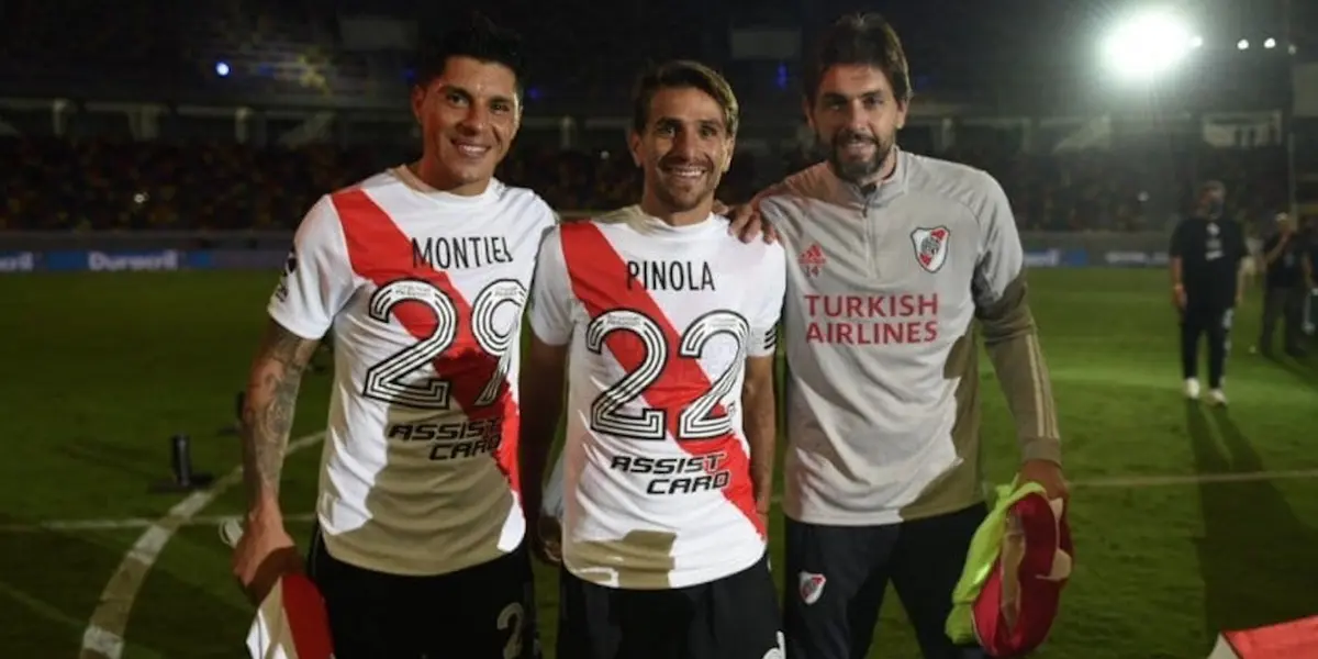 Enzo Pérez y Leonardo Ponzio se acordaron de dos jugadores de River que no pudieron estar presentes en la victoria por 5-0 ante Racing.