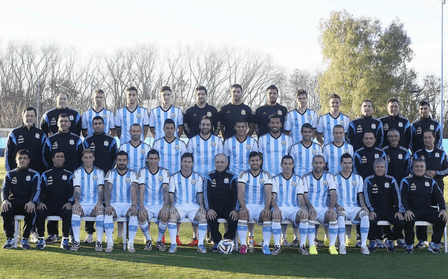 Es un jugador histórico de la Selección Argentina y tiene decidido irse de su club ¿volverá a Racing?