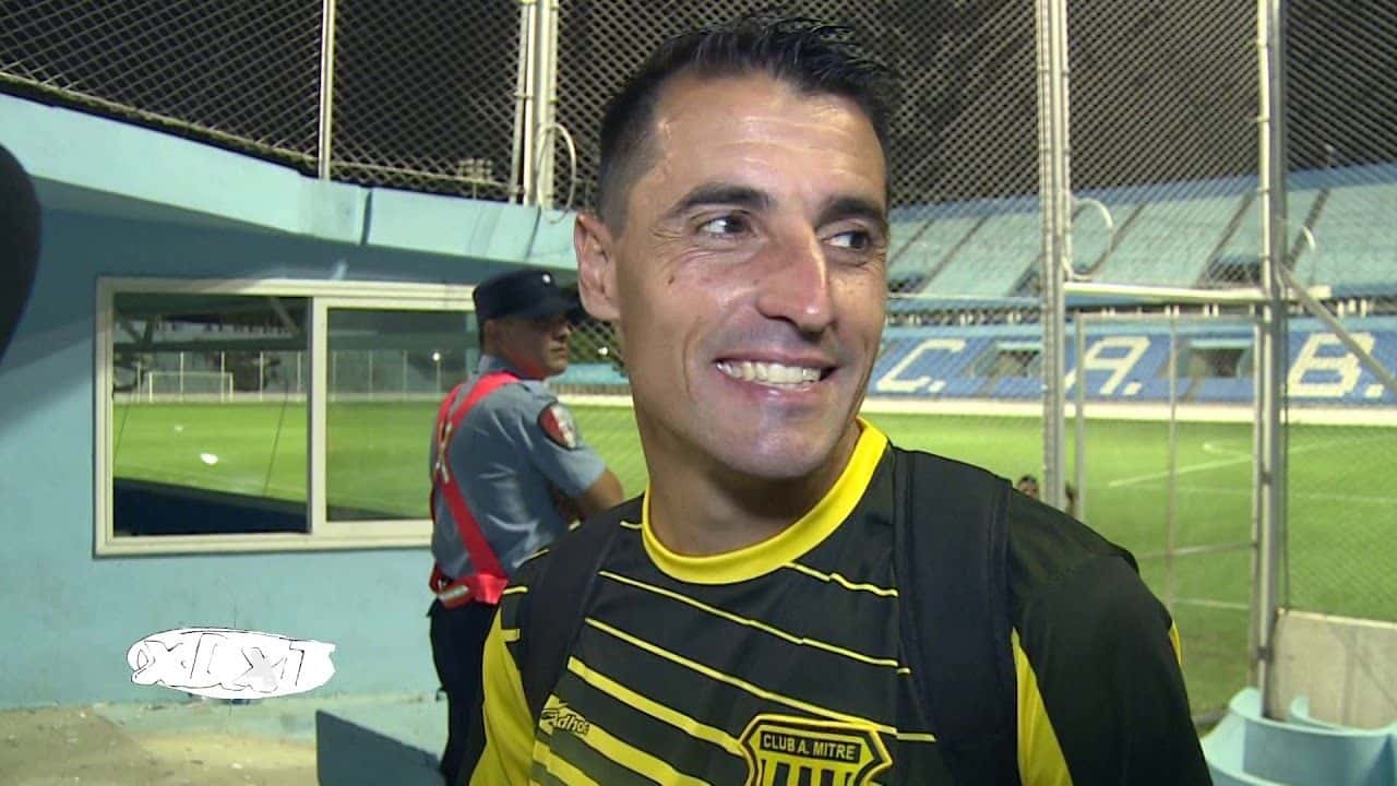 Es uno de los jugadores que escribió una de las paginas mas oscuras de la historia del Millonario