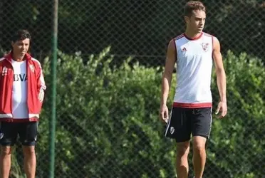 Esta vez, al defensor le tocó defender la camiseta de Colón de Santa Fe.