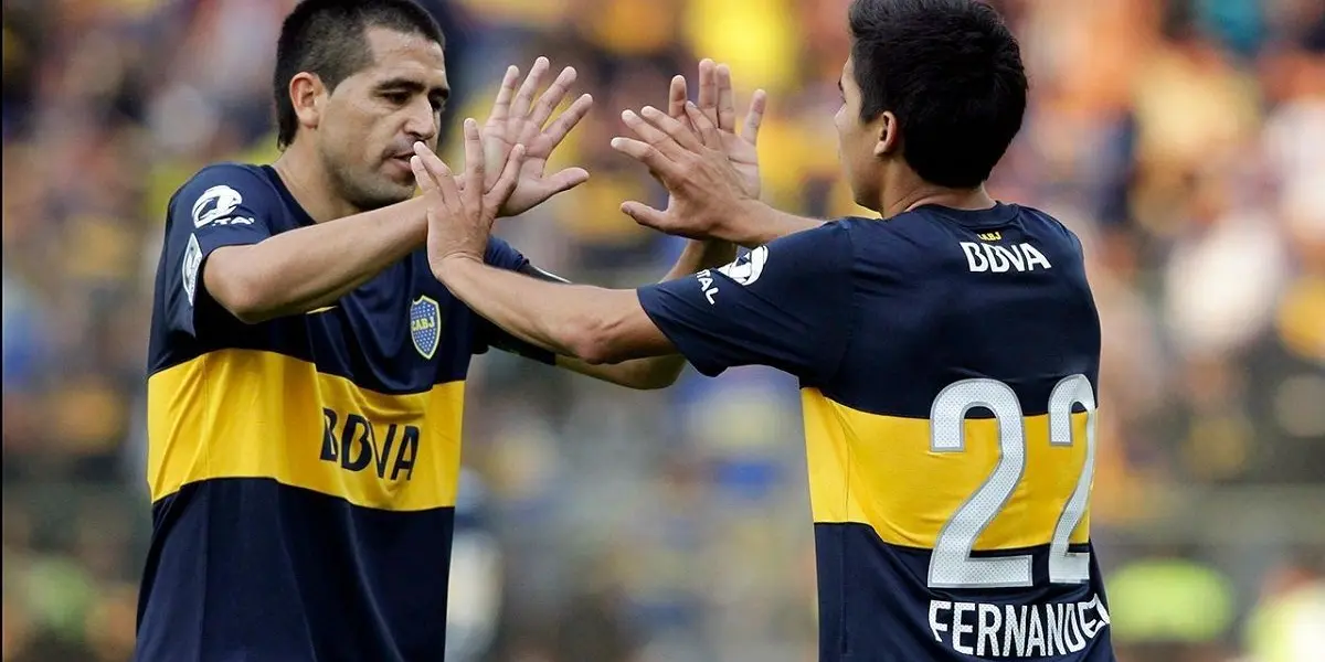 Este crack la rompió en diferentes equipos del exterior, jugó el Mundial de Sudáfrica 2010, donde fue dirigido por Diego Maradona y estaría a un paso de llegar al Xeneize para reemplazar a Pol Fernández.