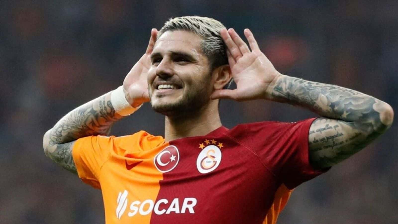 Este delantero argentino anotó un agónico gol que desató el escándalo en el fútbol túrco.