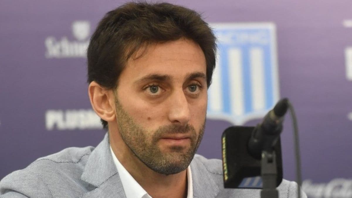 Este es el verdadero responsable de la salida de Racing Club de Diego Milito. ¿No lo querían los jugadores?