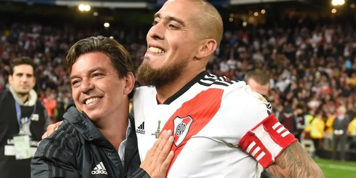 Estos dos futbolistas tendrían que abandonar River Plate para que retorne Jonatan Maidana.