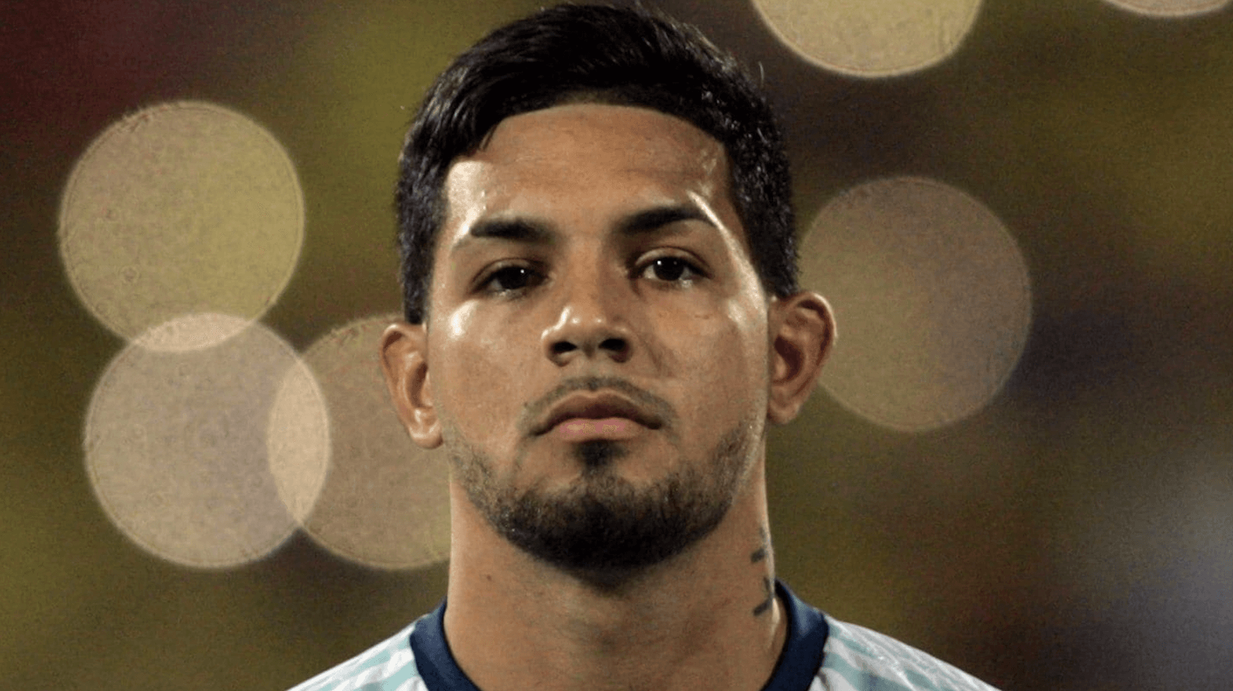 Facundo Medina expresó que su llegada a Europa le dió la posibilidad de ser convocado por Lionel Scaloni