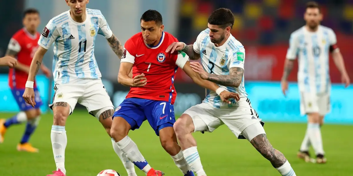 FIFA sancionó a Chile con un partido sin público, aunque desde la ANFP aseguran que no tendrá validez ante Argentina - el próximo juego - y si ante Uruguay en la última fecha.