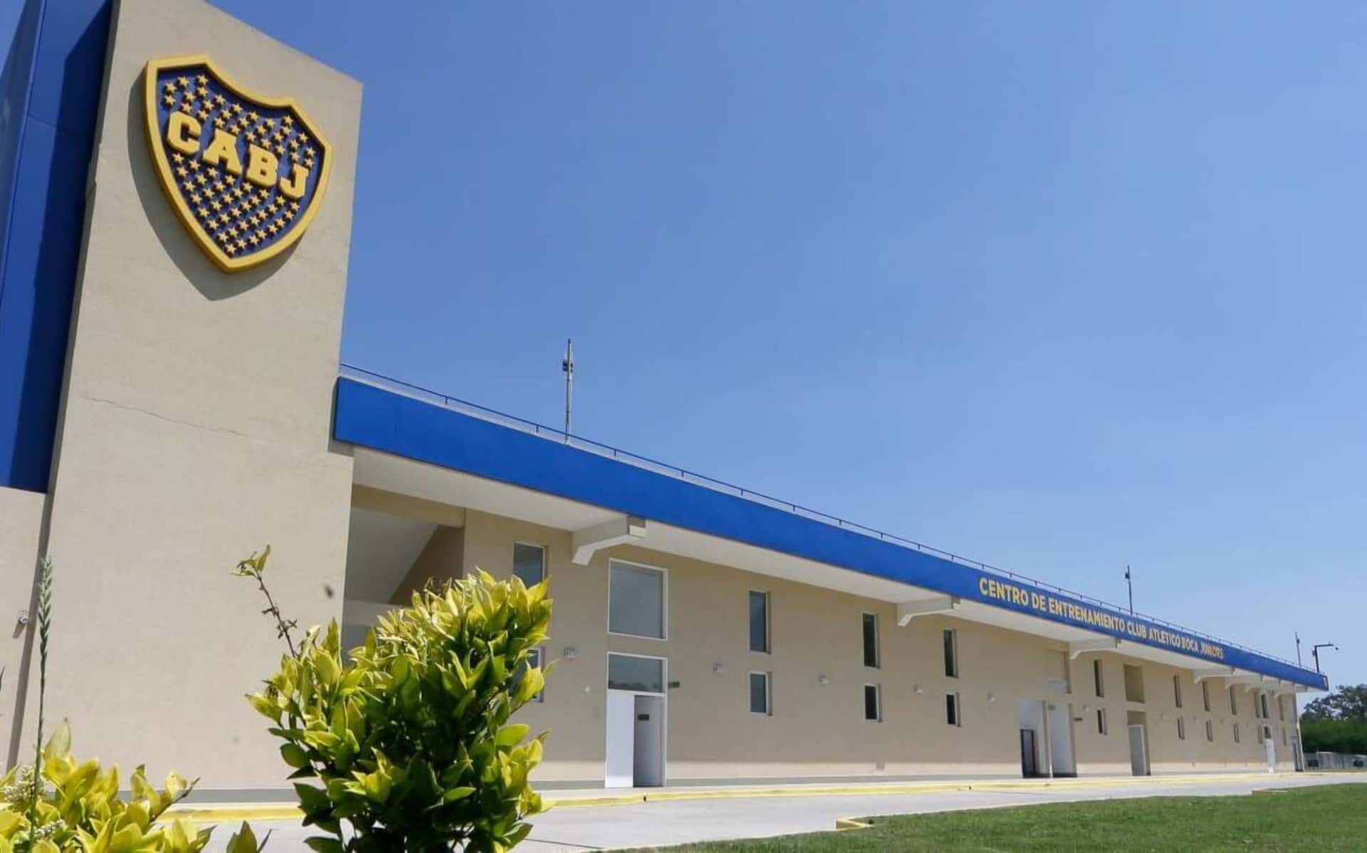 Fue cedido a préstamo a principio de año tras no estar bajo la consideracion de Battaglia, pero en diciembre deberá volver