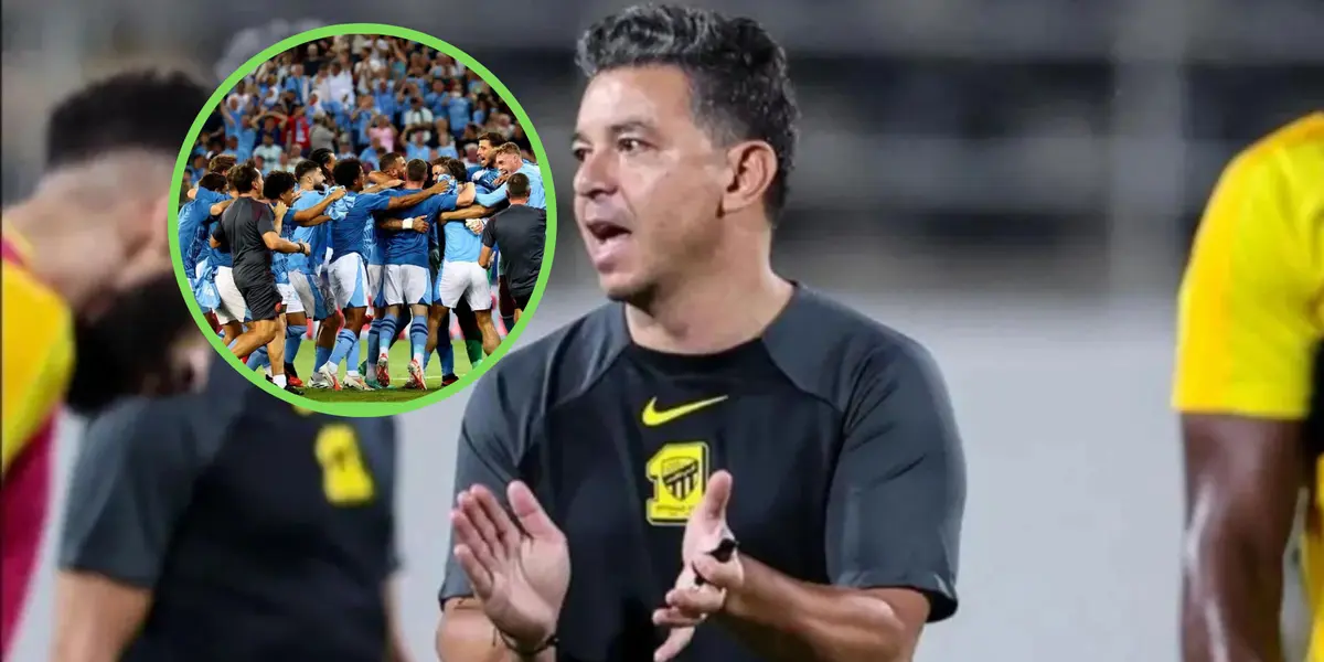 Gallardo junto al equipo de Manchester City.