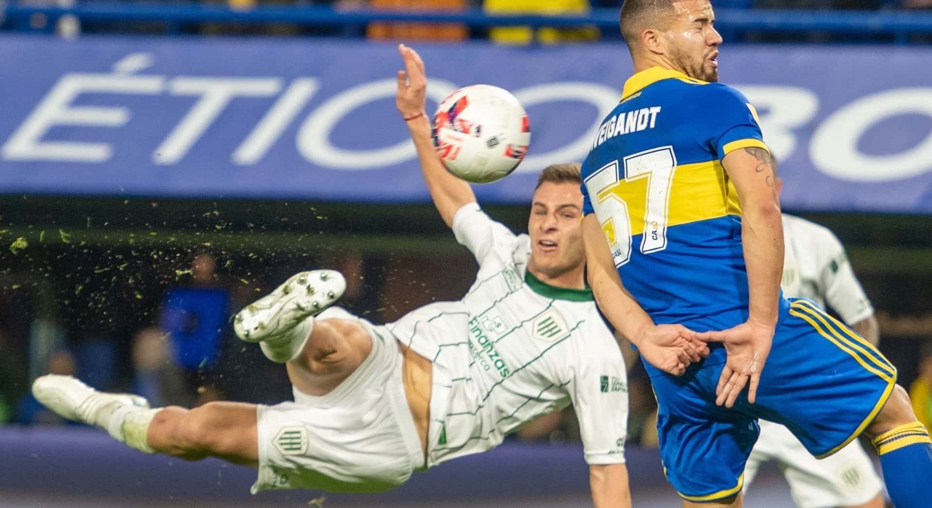 Galoppo marcó un verdadero golazo y lo festejó de manera particular.