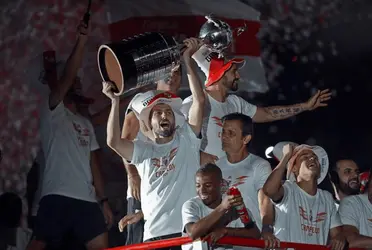 Germán Lux, uno de los artífices de la gesta de Madrid contra Boca, tiene decidido el retiro, aunque Marcelo Gallardo busca que continúe trabajando en el club.