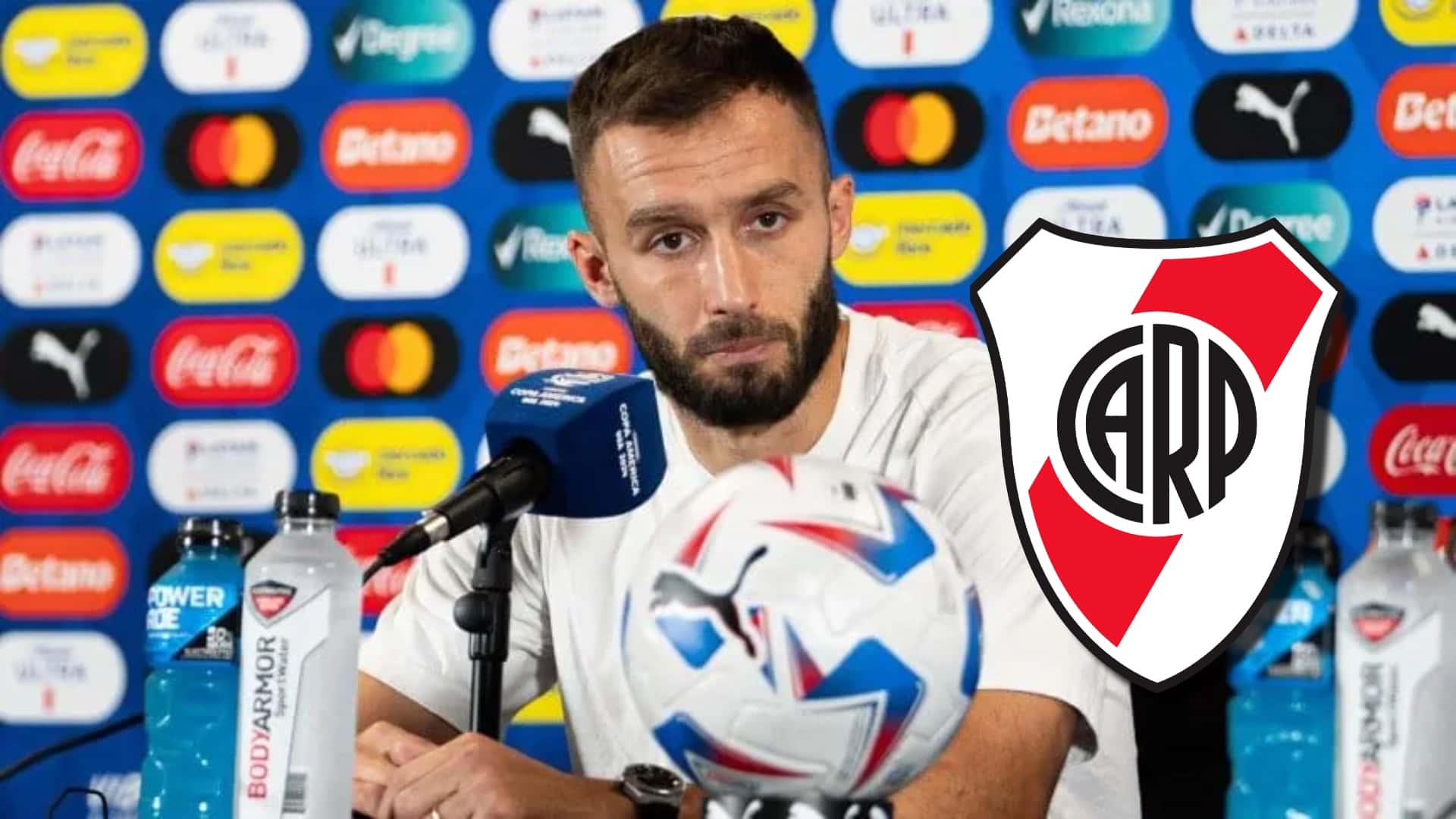 Germán Pezzella en conferencia de prensa.