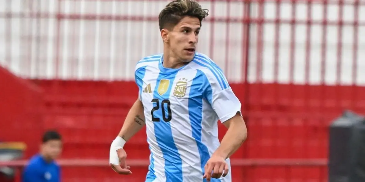 Giuliano Simeone con la Selección Argentina.