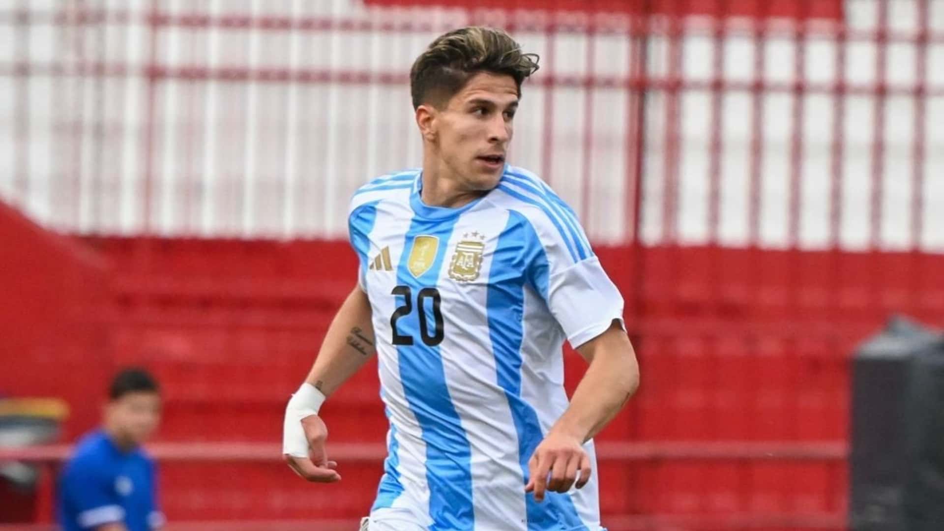Giuliano Simeone con la Selección Argentina.