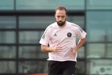 Gonzalo Higuaín debutó con River Plate en la primera división de Argentina y es confeso hincha, pero mirá lo que dijo con respecto al Millonario.