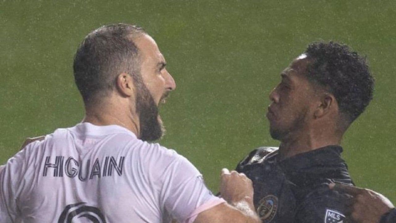 Gonzalo Higuaín sigue causando controversia con su debut en Inter Miami CF, y Óscar Ruggeri reveló que hubiera hecho en su lugar.