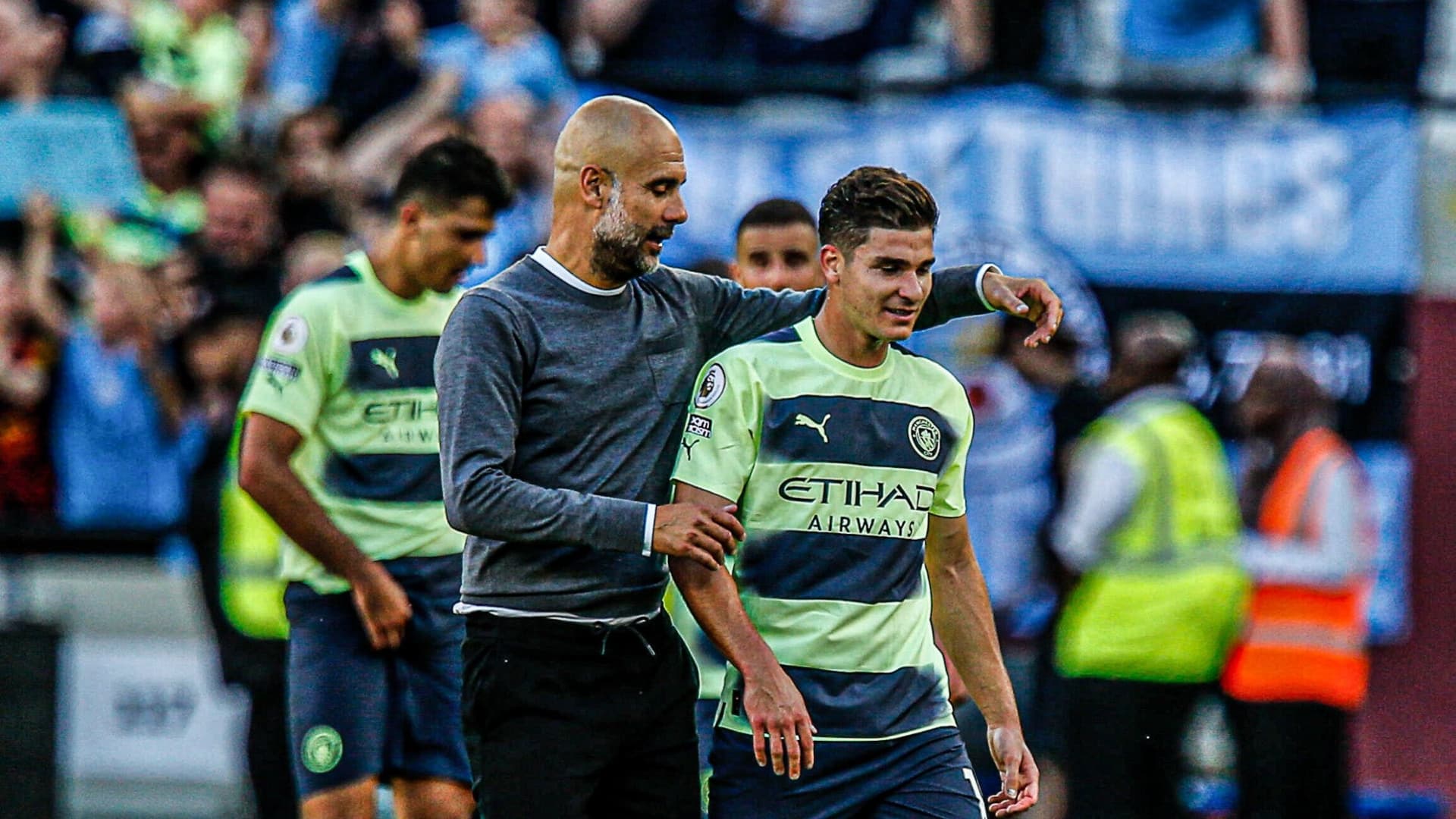 Guardiola y Julián Álvarez