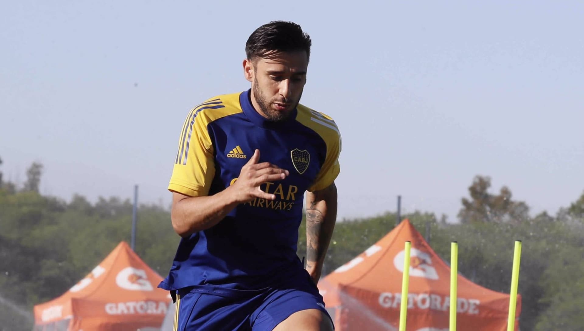 Hace tiempo que en Eduardo Salvio predomina la incertidumbre sobre su continuidad, Boca le hizo llegar una oferta formal