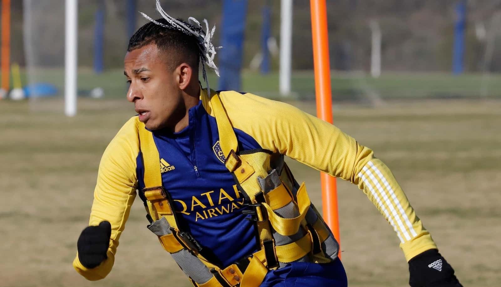 Horas después de que Jorge Bermúdez revelara la condición para que la salida de Sebastián Villa sea negociada, una nueva noticia sorprenderá a todo el mundo Club Atlético Boca Juniors.