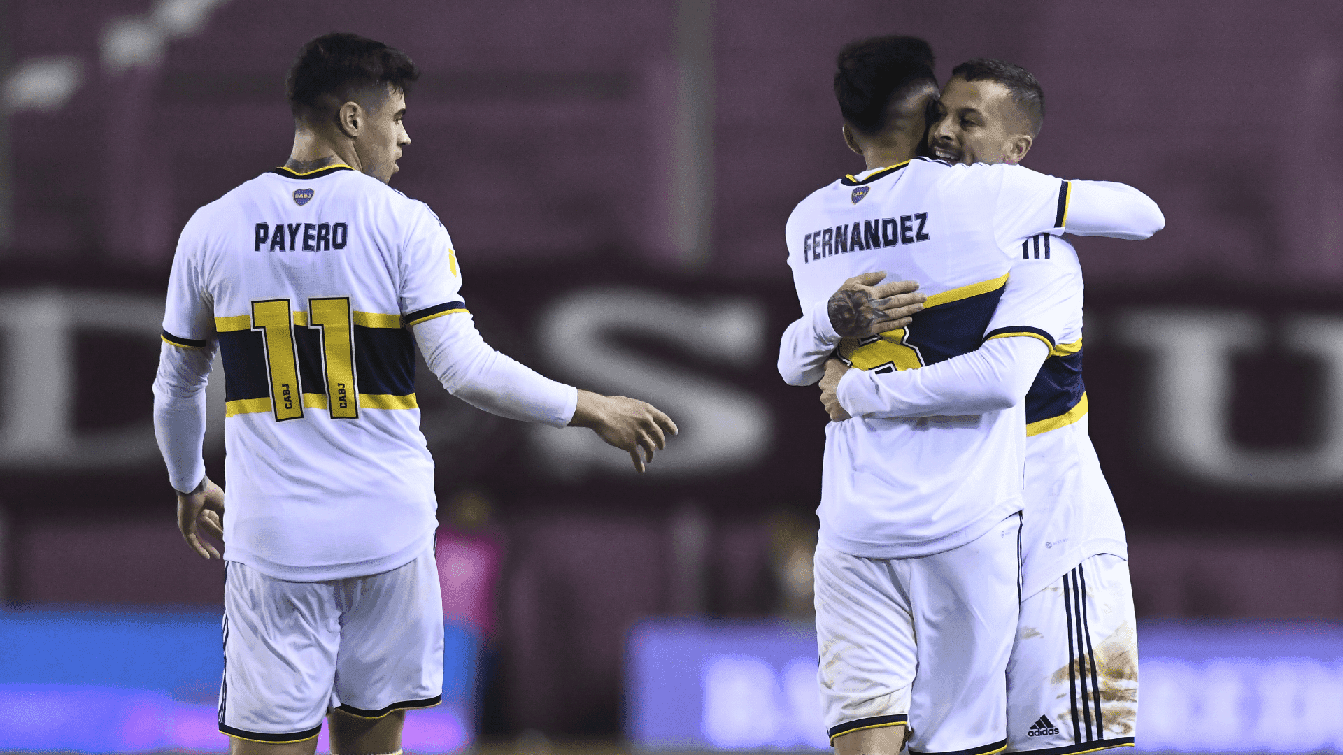 Hugo Ibarra está preocupado por un futbolista que presentó ciertas dificultades en el entrenamiento y no sería de la partida. Las razones.