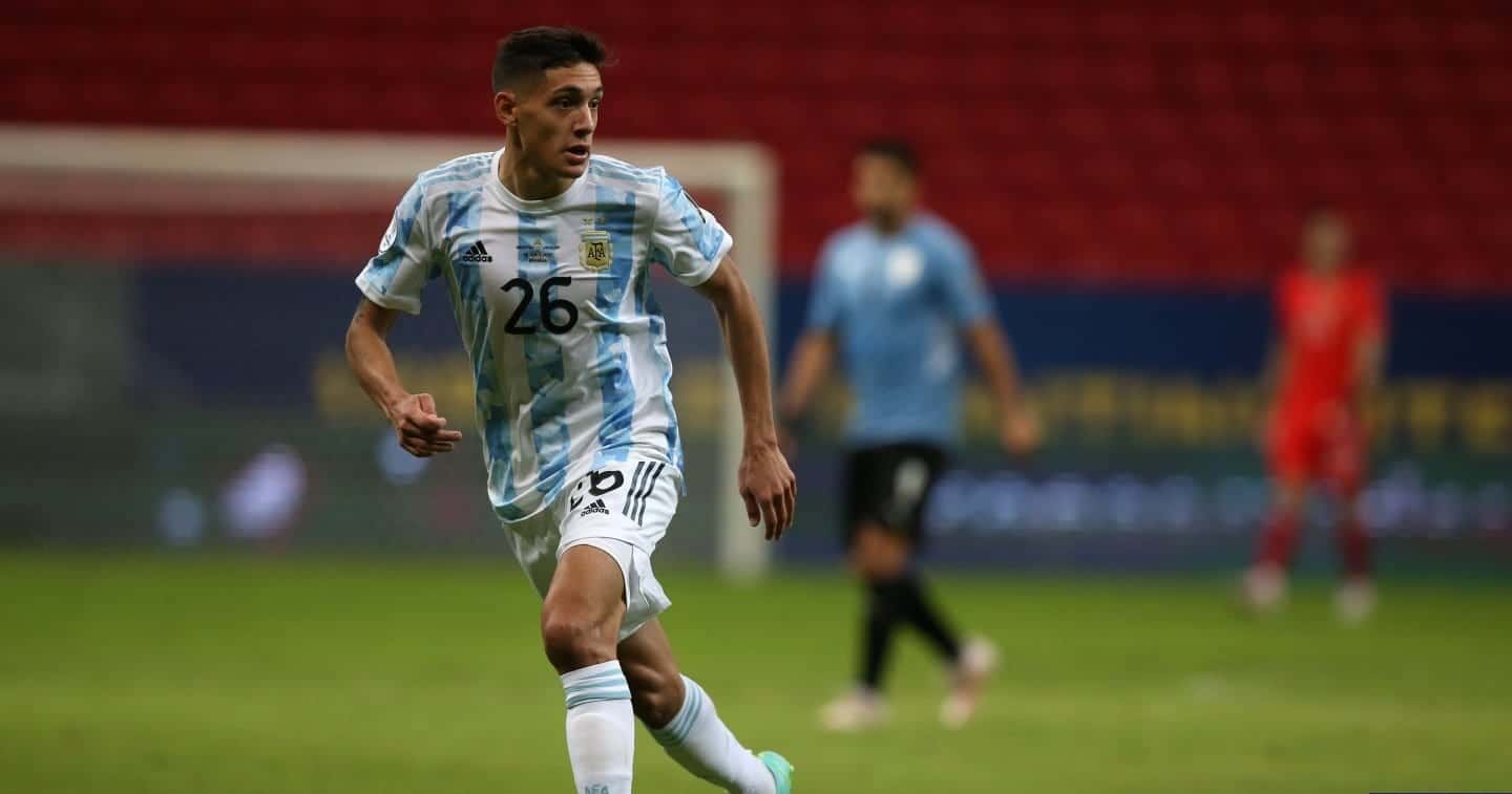 Hugo Molina criticó duramente al Consejo de Fútbol del Xeneize por la salida de su hijo.