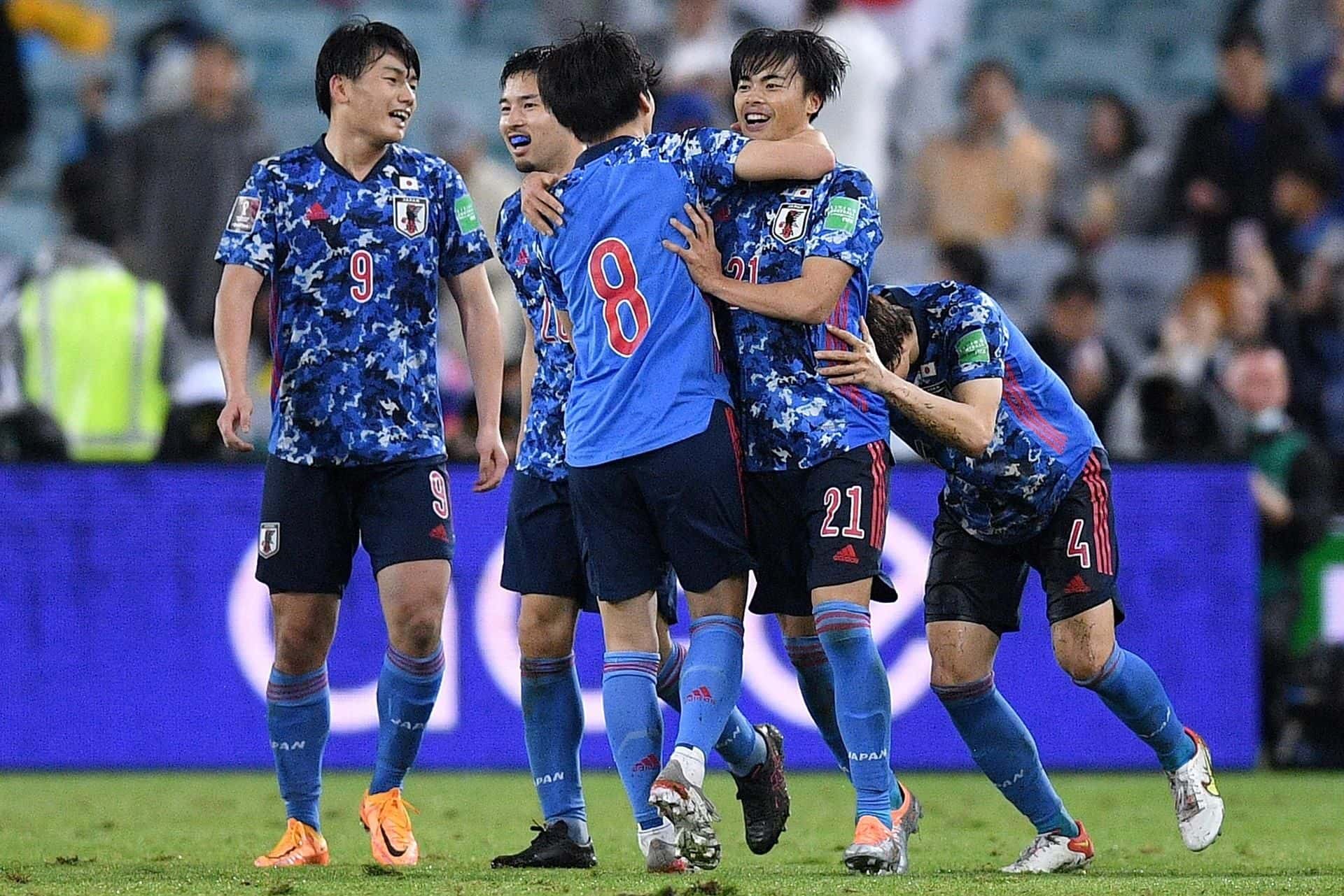Japón y Arabia Saudita se metieron en la competencia máxima y esta noche podrían sumarse nuevas selecciones.