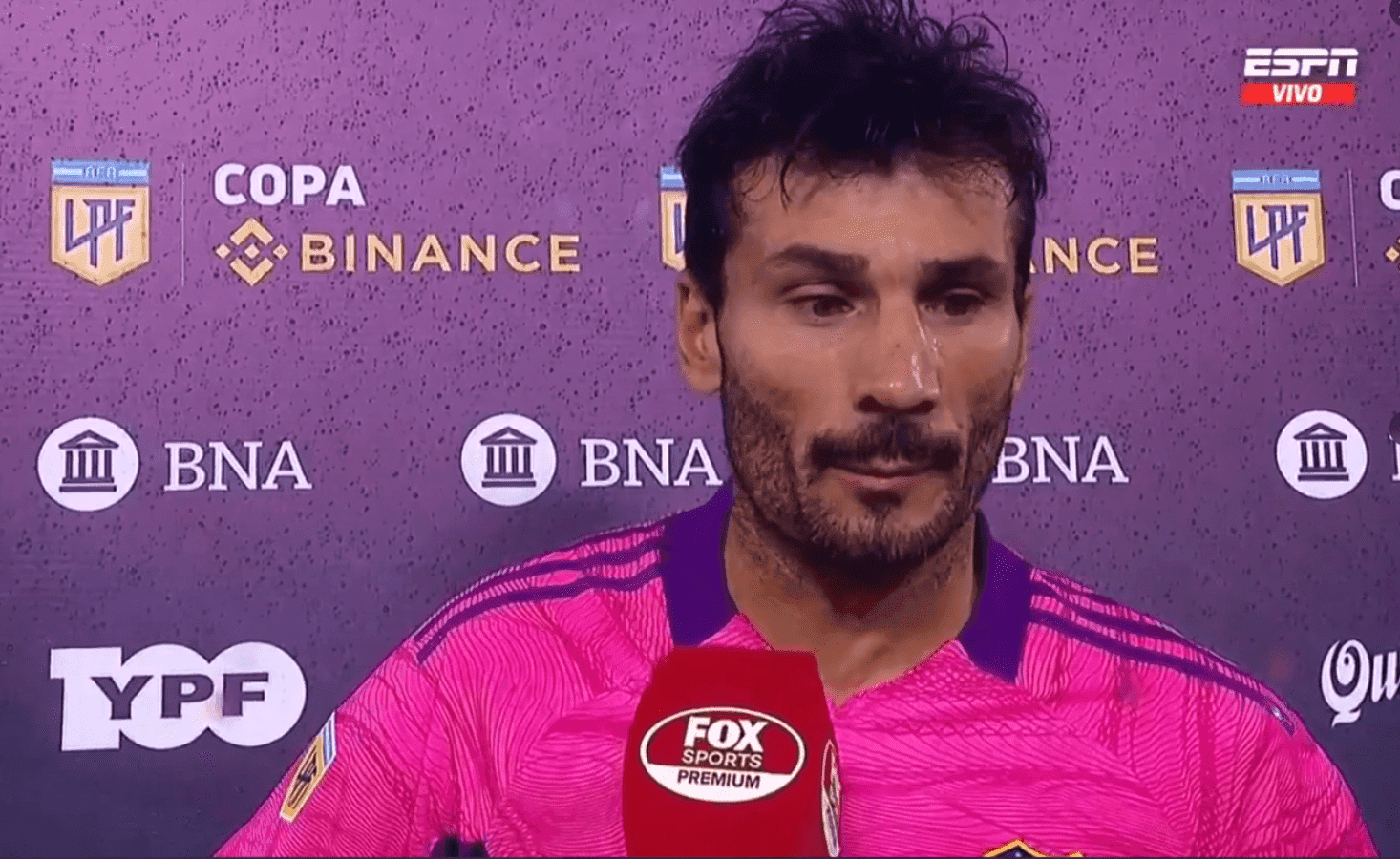 Javier García se expresó tras el empate en la Bombonera ante el Tomba 1 a 1. Sostuvo al entrenador Sebastián Battaglia y habló del "murmullo" de la gente.