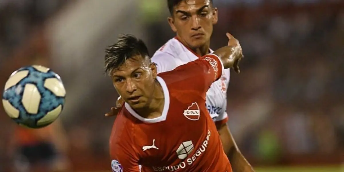 Jorge Sampaoli luego de buscar a Sebastián Villa en Club Atlético Boca Juniors, piensa buscar otro jugador en Club Atlético Independiente.