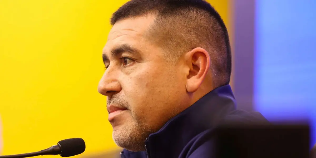 Juan Román Riquelme en conferencia