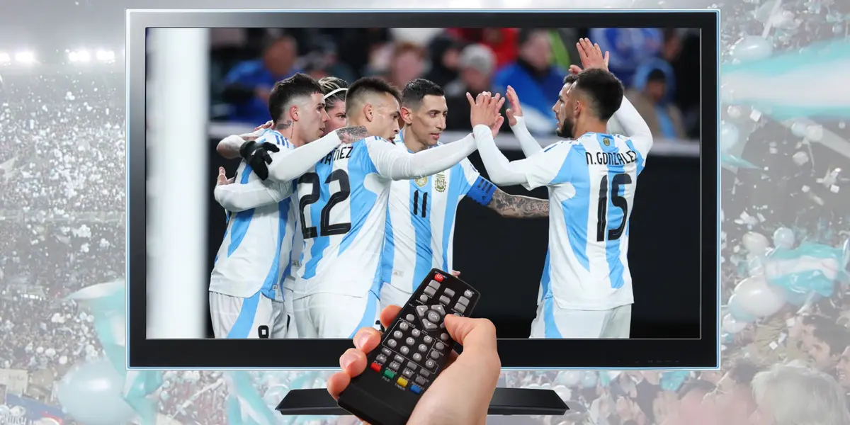 Jugadores de la Selección Argentina celebran un gol