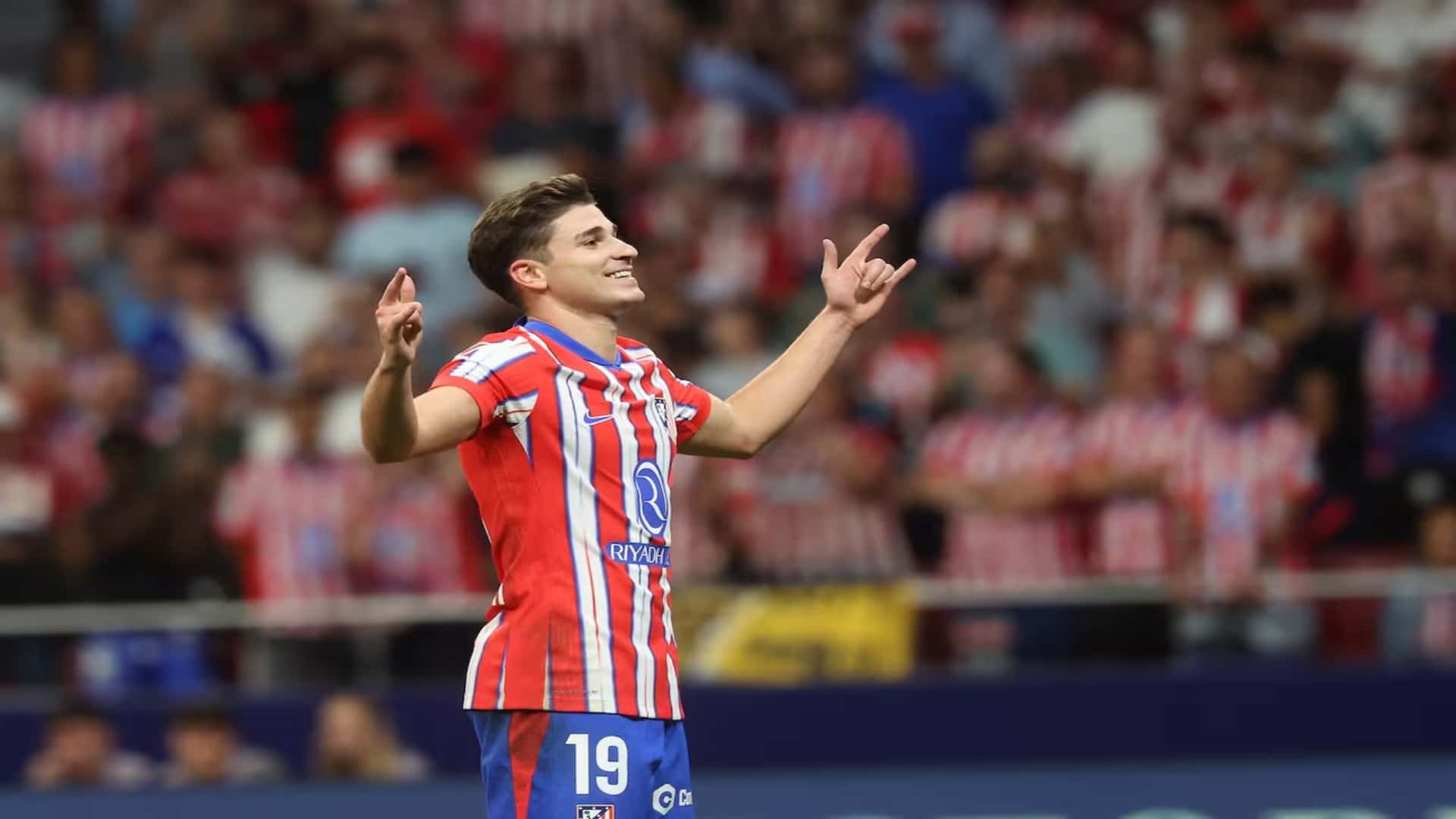 Julián Álvarez abrió la cuenta para Atlético de Madrid frente a Osasuna y marcó el primer gol del partido
