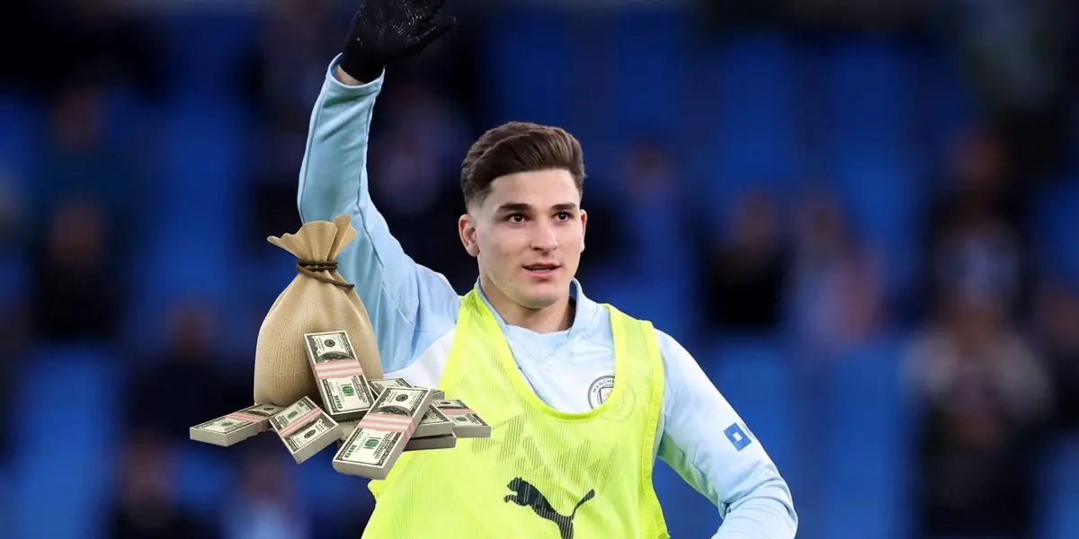 Julián Álvarez entrenando con Manchester City