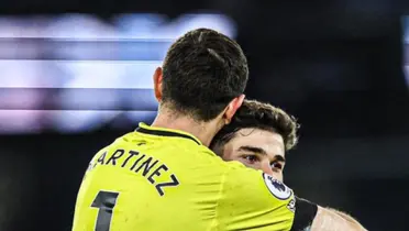 Julián Álvarez y Dibu Martínez