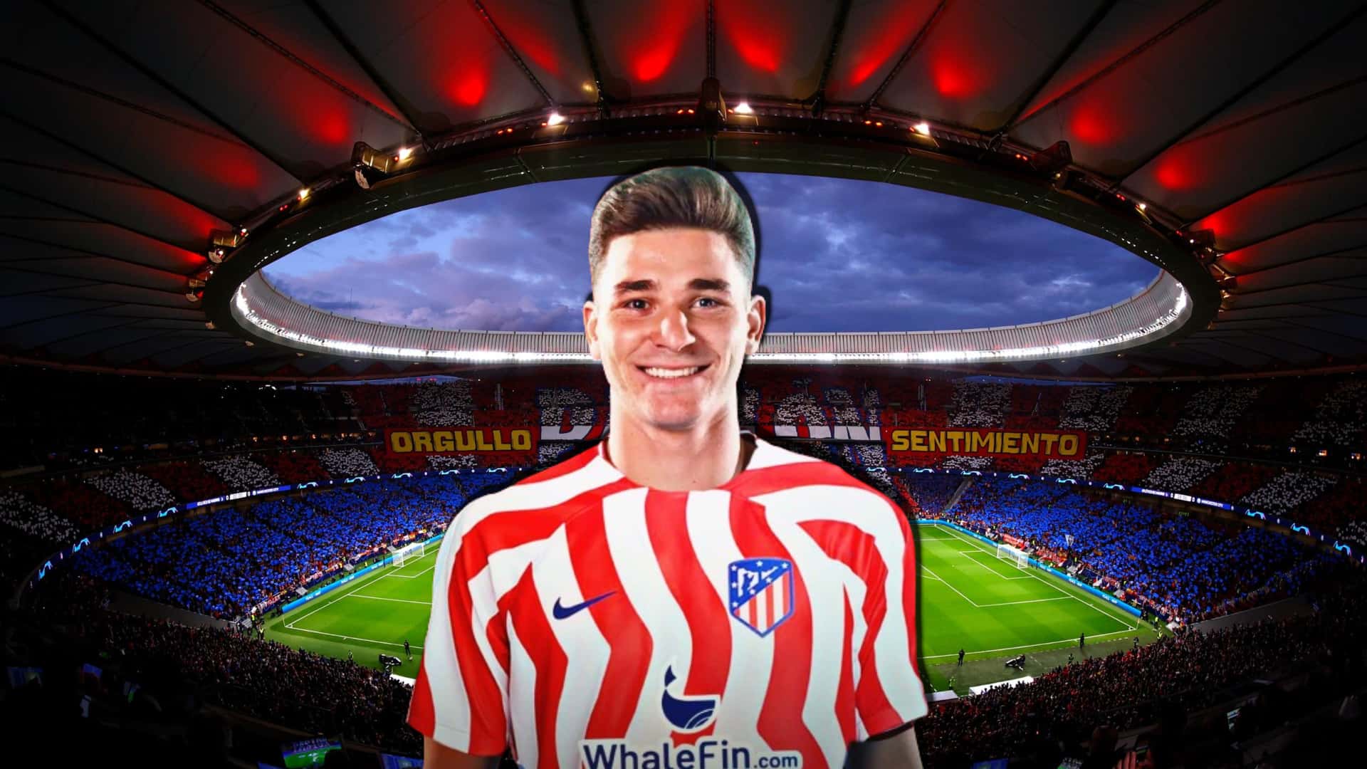 Julián Álvarez y su montaje con la camiseta de Atlético Madrid.