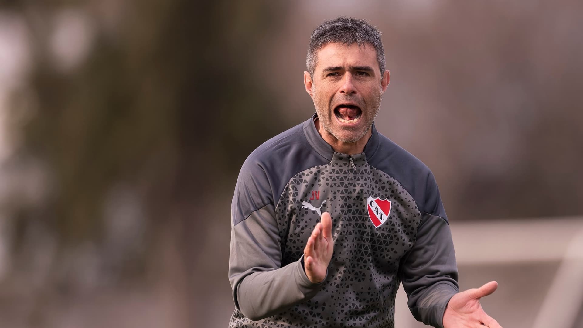 Julio Vaccari en la práctica de Independiente