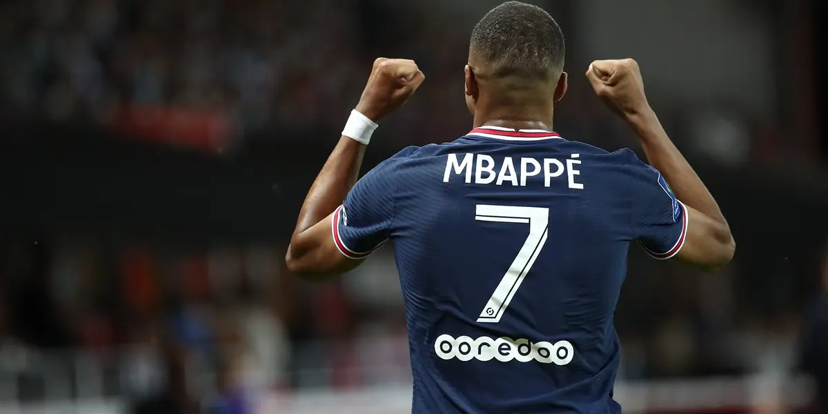Kylian Mbappé todavía pertenece al París Saint-Germain, pero desde el Real Madrid piensan que el delantero francés firmará su contrato con el Merengue en las próximas horas, más precisamente el lunes 30 de agosto ¿Cómo es la idea de la presentación del atacante en el conjunto español? Enterate de toda la información acá.