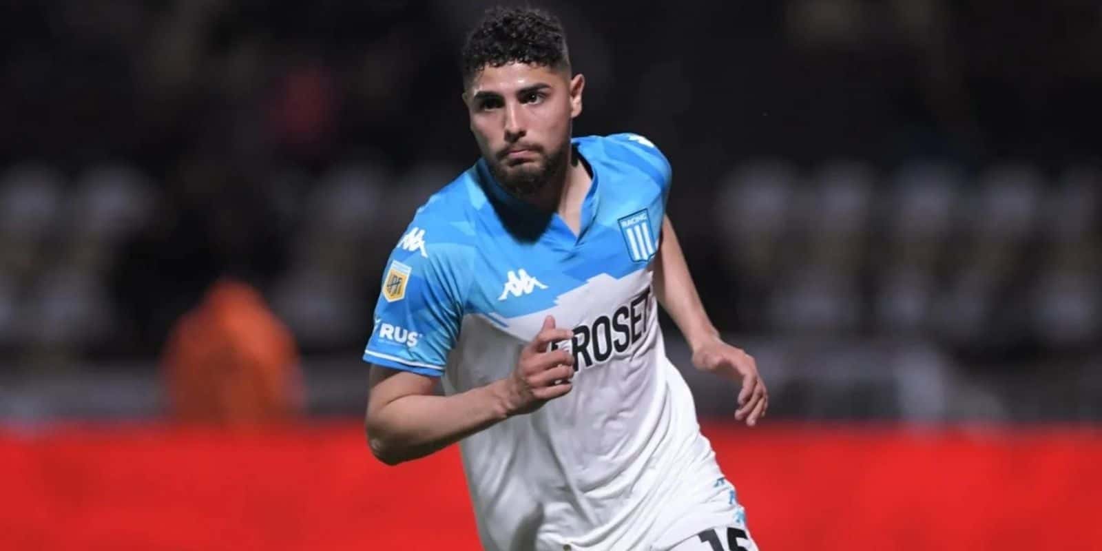 La Academia puede quedarse sin varios de sus futbolistas, que se irían por el mercado de pases.