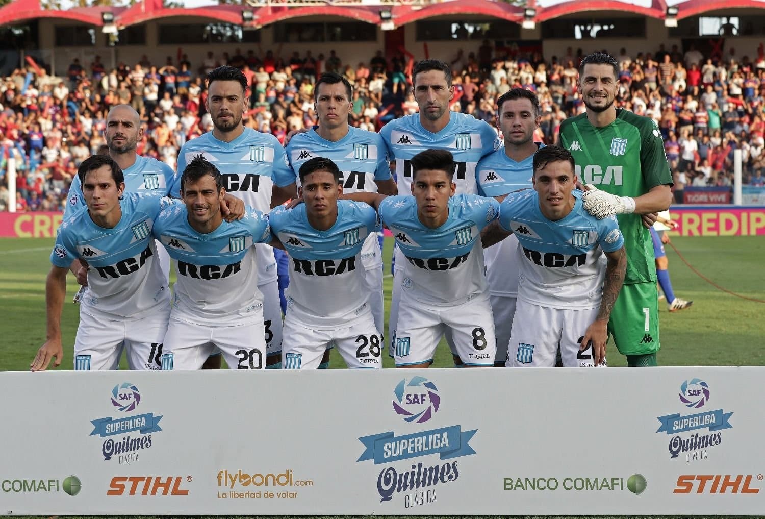 La Academia quiere contar con un defensor con pasado en el club.