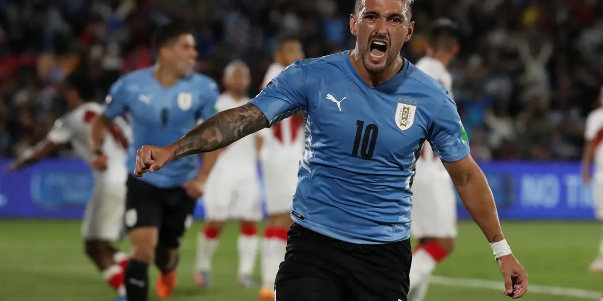 La Celeste se impuso por 1 a 0 y se metió en Qatar 2022. El equipo de Gareca se jugará todo en la última jornada.