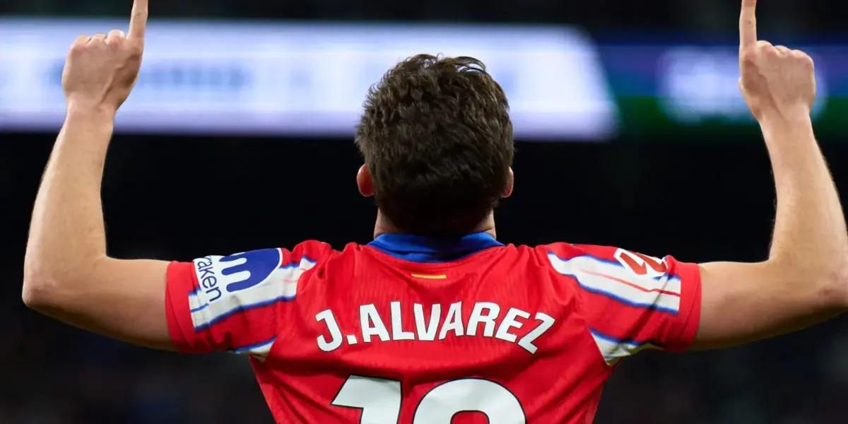 La dedicatoria especial de Álvarez en su festejo (Infobae)