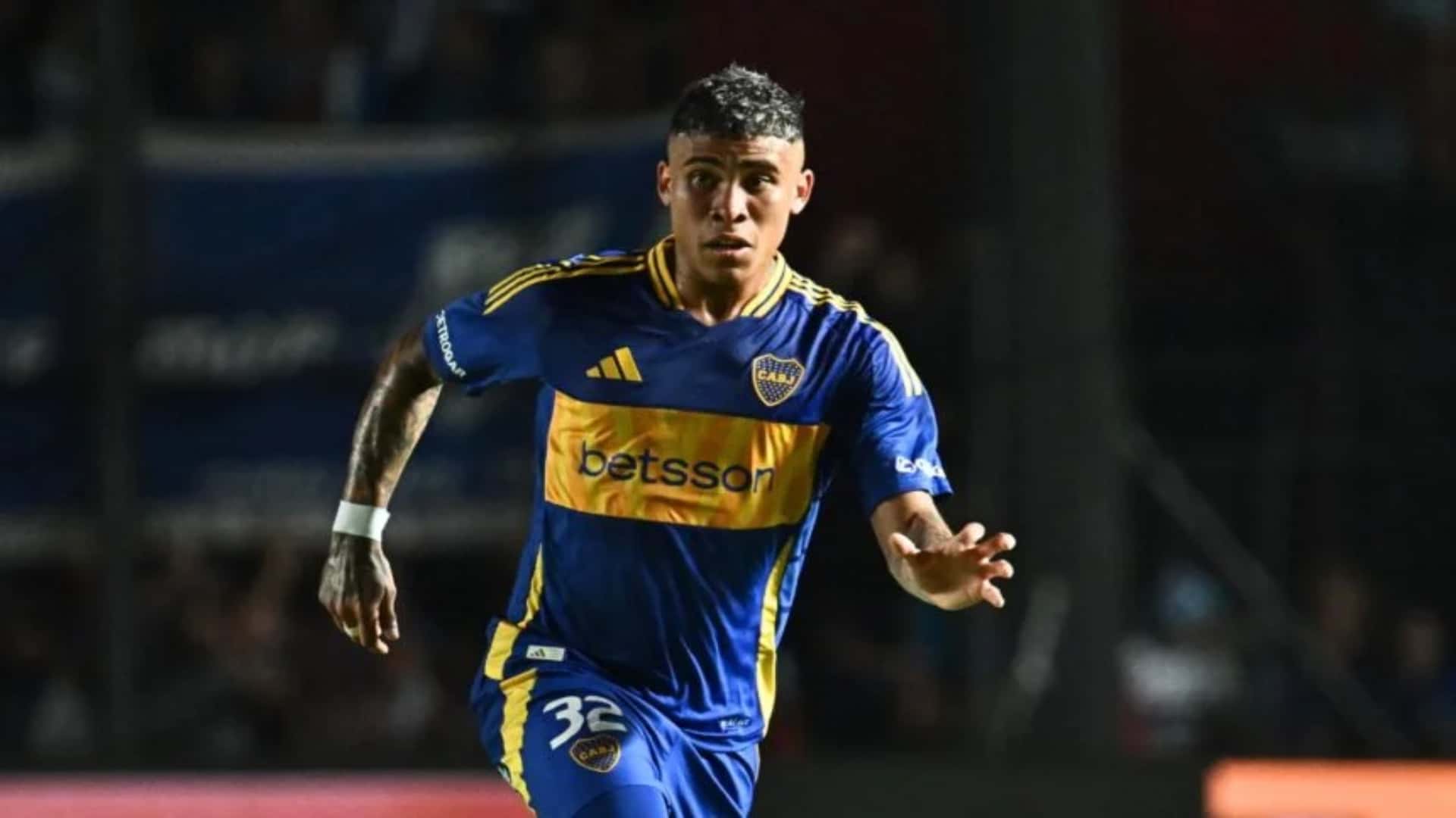 La emoción de Ayrton Costa por jugar en la Bombonera ( Foto: Clarín)