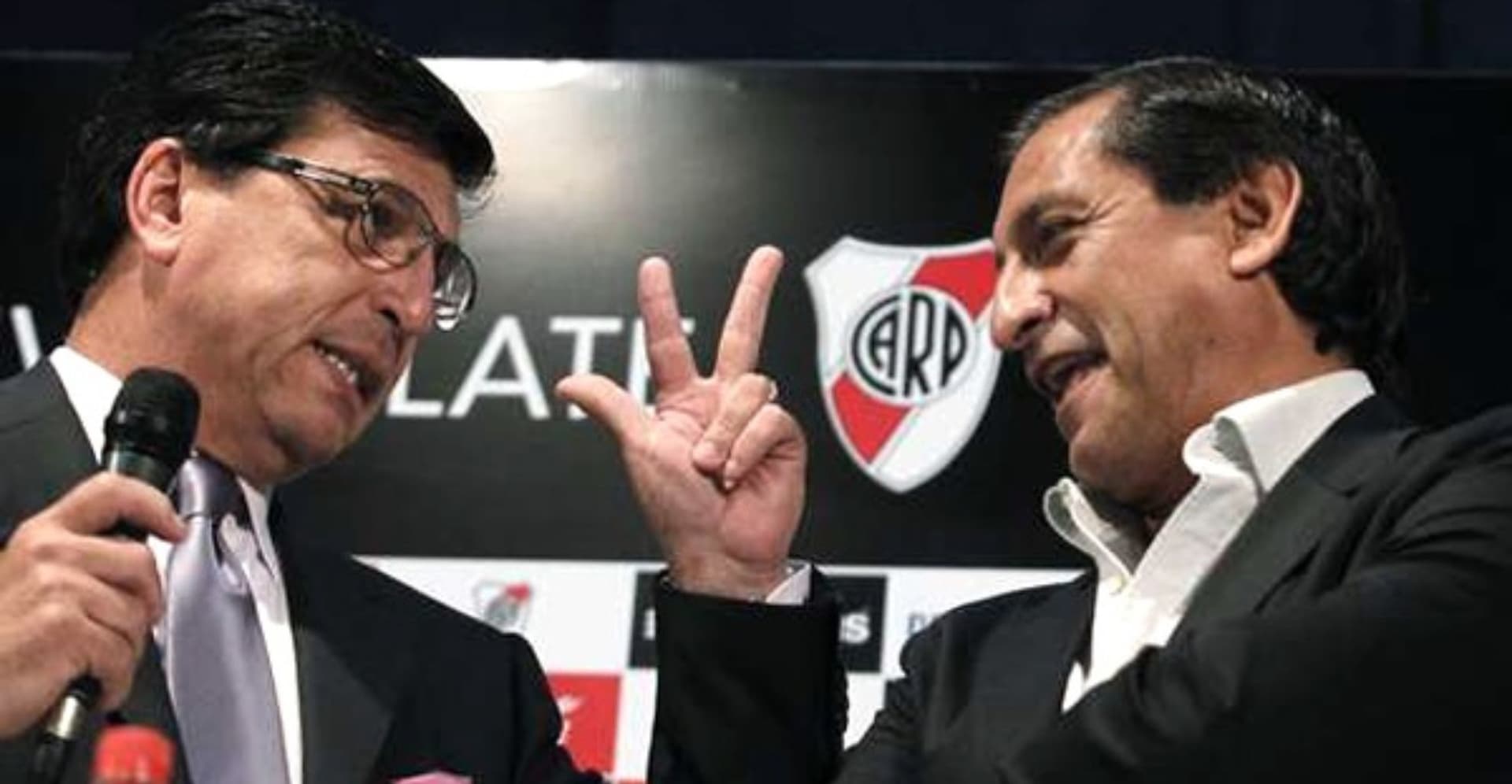 La familia del exentrenador salió a aclarar la situación y se aguardan nuevas noticias.