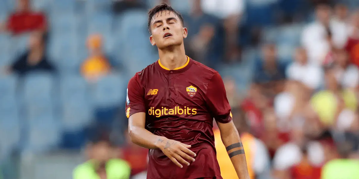 La Joya venía de marcar un gol este fin de semana en Roma, pero se fue reemplazado por una dolencia muscular y encendió las alarmas.