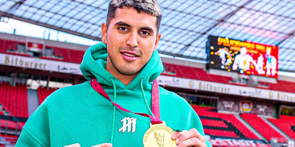 La medalla de campeón del mundo de Exequiel Palacios fue vendida por su exesposa