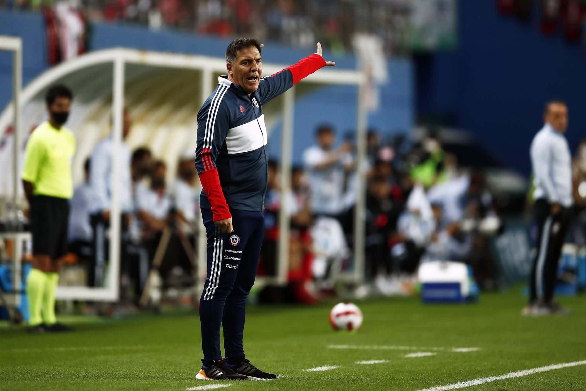 La Roja cayó 2 a 0 ante Corea del Sur en el debut del entrenador argentino.