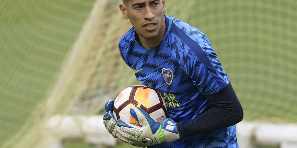 La salida del arquero es inminente, aunque antes tiene que regresar un préstamo que le hizo el Xeneize en 2019.