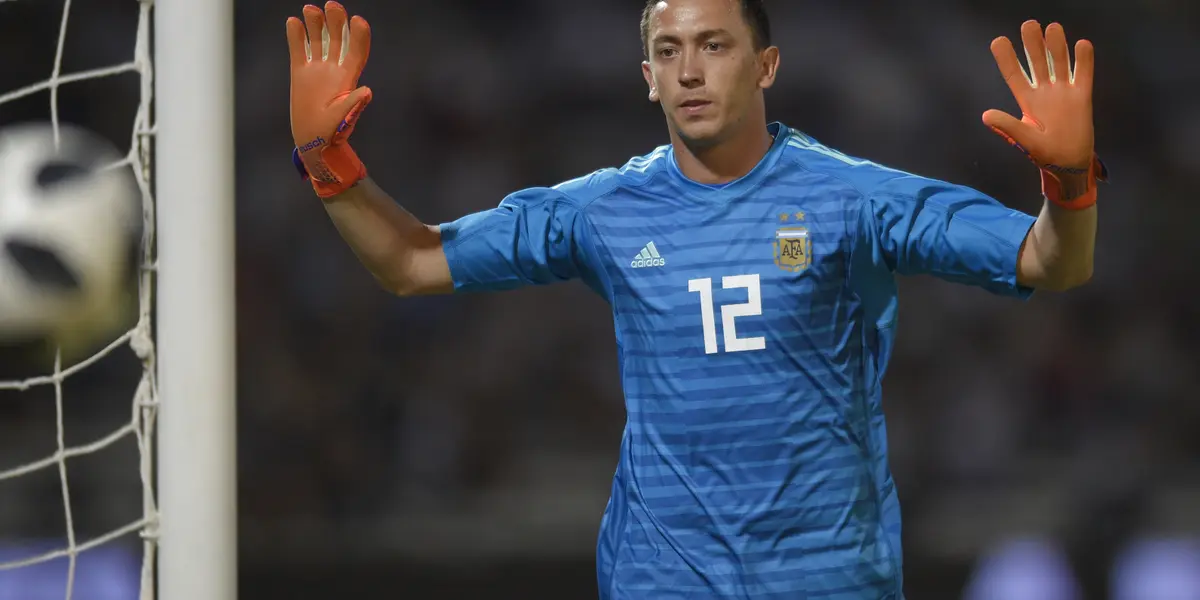 La Selección Argentina tiene que disputar en septiembre la triple fecha de eliminatorias rumbo a Qatar 2022 y Agustín Marchesín no va a poder estar dentro del plantel debido a una lesión en su rodilla derecha ¿Qué otros arqueros estarán a disposición? Enterate de toda la información acá.